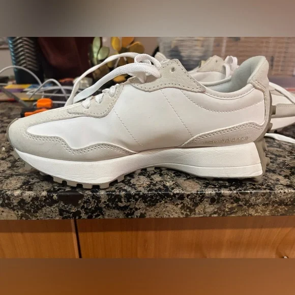 New Balance 327 sneakers (women or unisex) - Picture 3 of 9
